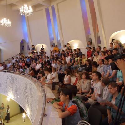 31 mai: Iaşi: Concert extraordinar de muzică şi poezie în catedrala nouă
