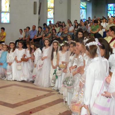3 iunie: Bacău: Procesiune în solemnitatea Trupul şi Sângele Domnului