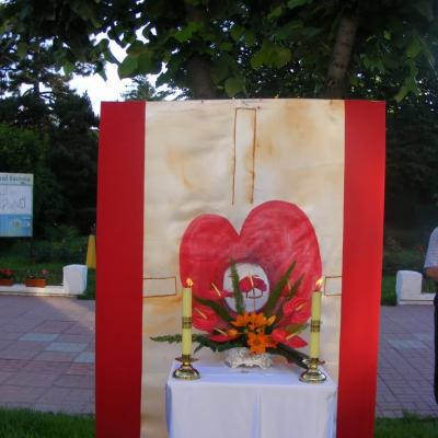 3 iunie: Bacău: Procesiune în solemnitatea Trupul şi Sângele Domnului