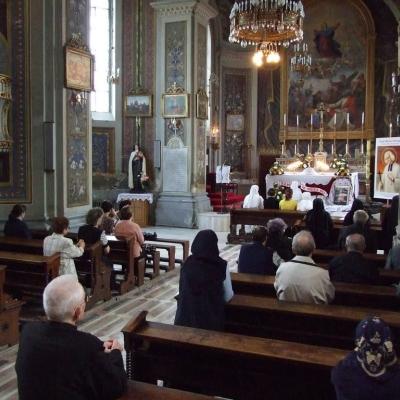 4 iunie: Iaşi: Ultima zi de adoraţie euharistică pentru preoţi din Anul Sfintei Preoţii