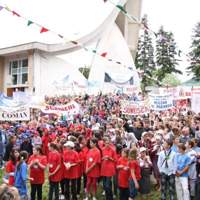 5 iunie: Lespezi: Sărbătoarea Copiilor