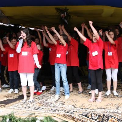 5 iunie: Lespezi: Sărbătoarea Copiilor