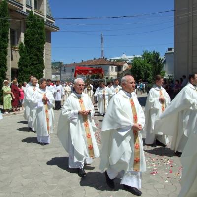 6 iunie: Iaşi: Procesiune în solemnitatea Trupul şi Sângele Domnului