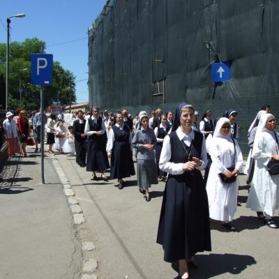 6 iunie: Iaşi: Procesiune în solemnitatea Trupul şi Sângele Domnului