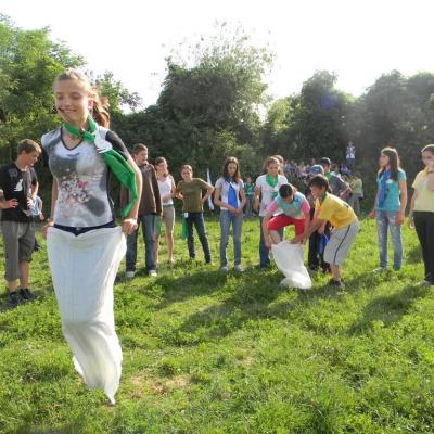 14-19 iunie: Luizi-Călugăra: Campusul "Înconjurul lumii în cinci zile"