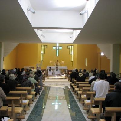 24 iunie: Oneşti: Capitul al terţiarilor franciscani