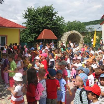 5-18 iulie: Ploscuţeni: GREF "Isus este Învăţătorul meu"