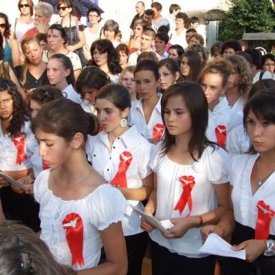 24 iulie: Huşi "Sf. Anton": Administrarea Mirului