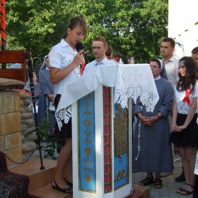 24 iulie: Huşi "Sf. Anton": Administrarea Mirului