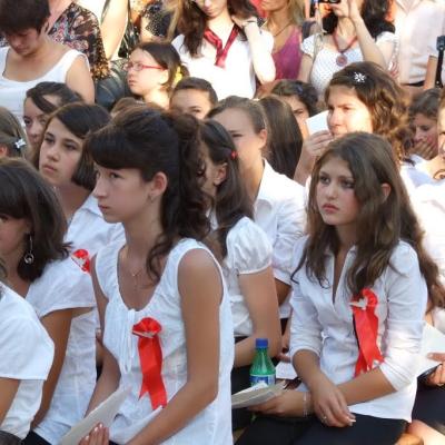 24 iulie: Huşi "Sf. Anton": Administrarea Mirului