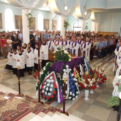 31 iulie: Sagna: Funeraliile părintelui Ioan Simon