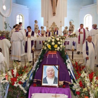 31 iulie: Sagna: Funeraliile părintelui Ioan Simon