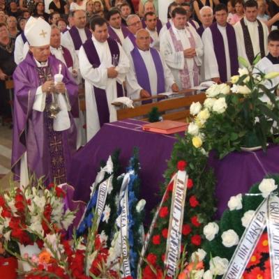 31 iulie: Sagna: Funeraliile părintelui Ioan Simon