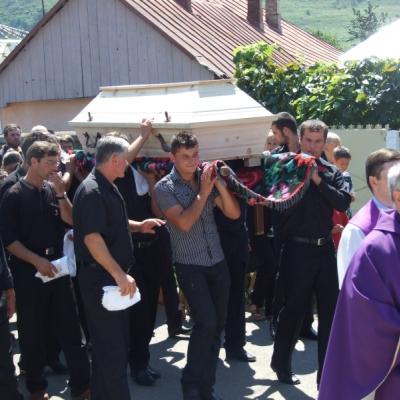 31 iulie: Sagna: Funeraliile părintelui Ioan Simon