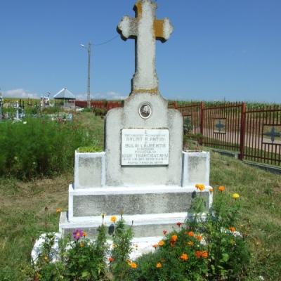 31 iulie: Sagna: Funeraliile părintelui Ioan Simon