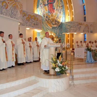 22 august: Iaşi: Hramul catedralei "Sfânta Fecioară Maria, Regină"