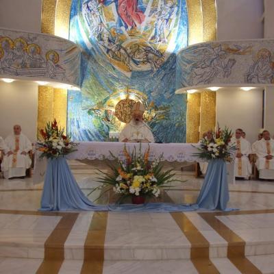 22 august: Iaşi: Hramul catedralei "Sfânta Fecioară Maria, Regină"