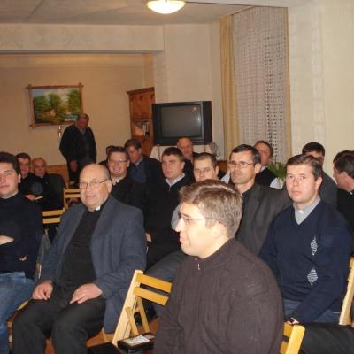 8-12 noiembrie: Gioseni: Exerciţii spirituale pentru preoţii Diecezei de Iaşi. Seria a III-a