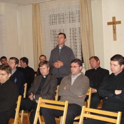 8-12 noiembrie: Gioseni: Exerciţii spirituale pentru preoţii Diecezei de Iaşi. Seria a III-a