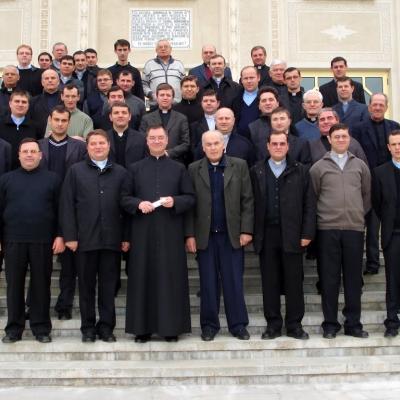 8-12 noiembrie: Gioseni: Exerciţii spirituale pentru preoţii Diecezei de Iaşi. Seria a III-a