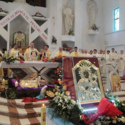 6 decembrie: Bacău: Peregrinatio Mariae. Ziua hramului