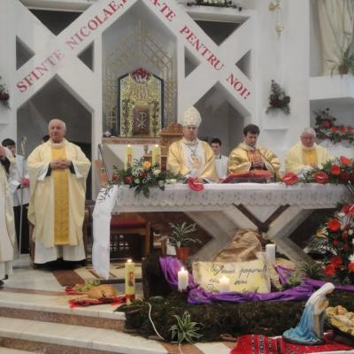6 decembrie: Bacău: Peregrinatio Mariae. Ziua hramului