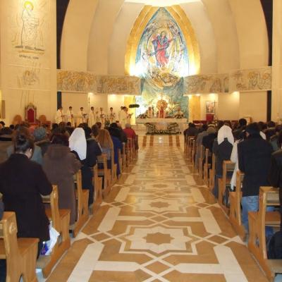 8 decembrie: Iaşi: PS Aurel Percă a celebrat o Liturghie de mulţumire