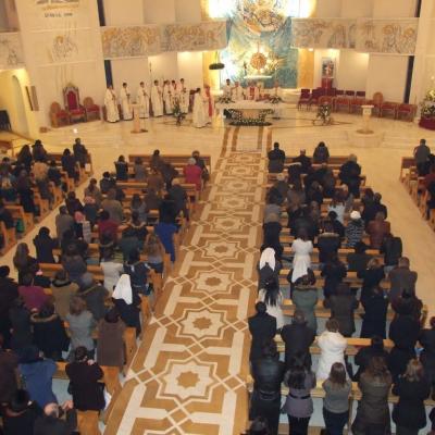 8 decembrie: Iaşi: PS Aurel Percă a celebrat o Liturghie de mulţumire
