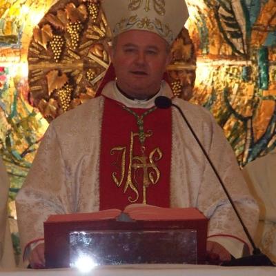 8 decembrie: Iaşi: PS Aurel Percă a celebrat o Liturghie de mulţumire
