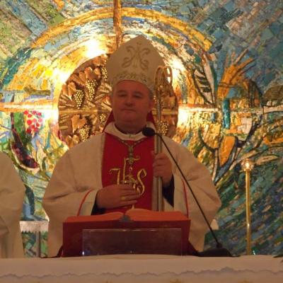 8 decembrie: Iaşi: PS Aurel Percă a celebrat o Liturghie de mulţumire