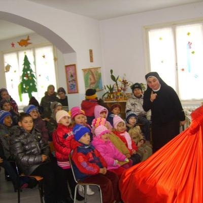 25 decembrie: Şcheia: Scrisoare de la Moş Crăciun