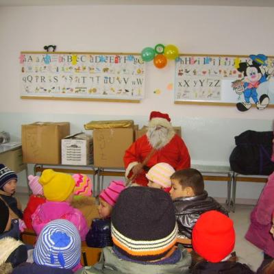 25 decembrie: Şcheia: Scrisoare de la Moş Crăciun