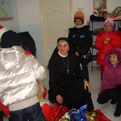 25 decembrie: Şcheia: Scrisoare de la Moş Crăciun