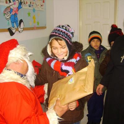25 decembrie: Şcheia: Scrisoare de la Moş Crăciun