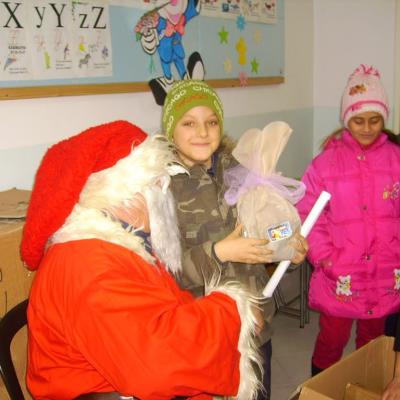25 decembrie: Şcheia: Scrisoare de la Moş Crăciun