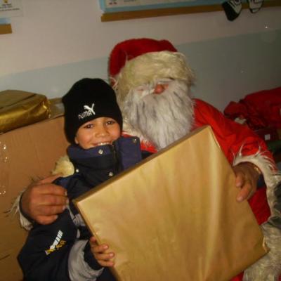 25 decembrie: Şcheia: Scrisoare de la Moş Crăciun