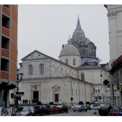 6 ianuarie: Torino: Sărbătoarea Popoarelor