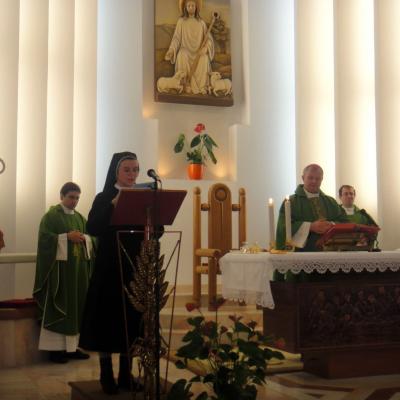 23 ianuarie: Iaşi: Liturghie de mulţumire pentru cei 15 ani ai prezenţei sorei Serena Ciserani în România
