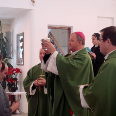 23 ianuarie: Iaşi: Liturghie de mulţumire pentru cei 15 ani ai prezenţei sorei Serena Ciserani în România