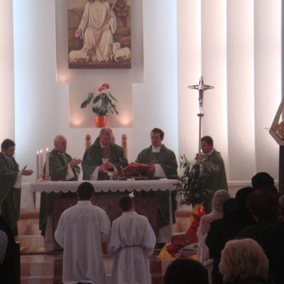 23 ianuarie: Iaşi: Liturghie de mulţumire pentru cei 15 ani ai prezenţei sorei Serena Ciserani în România