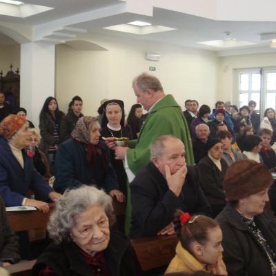 23 ianuarie: Iaşi: Liturghie de mulţumire pentru cei 15 ani ai prezenţei sorei Serena Ciserani în România