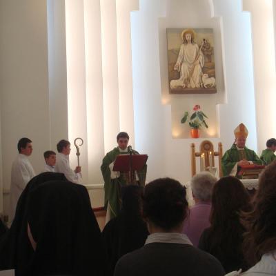 23 ianuarie: Iaşi: Liturghie de mulţumire pentru cei 15 ani ai prezenţei sorei Serena Ciserani în România