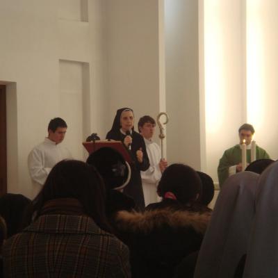 23 ianuarie: Iaşi: Liturghie de mulţumire pentru cei 15 ani ai prezenţei sorei Serena Ciserani în România