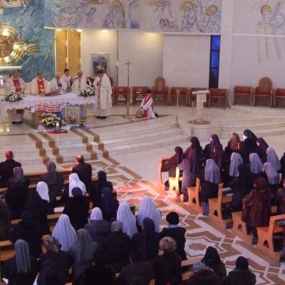 2 februarie: Iaşi: Ziua Persoanelor Consacrate