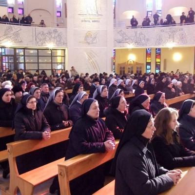 2 februarie: Iaşi: Ziua Persoanelor Consacrate