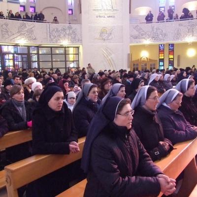 2 februarie: Iaşi: Ziua Persoanelor Consacrate