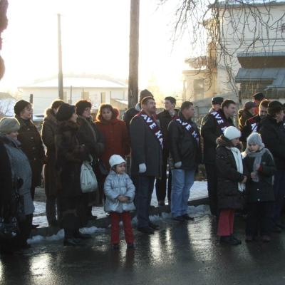 3 februarie: Siret: Vizita icoanei preasfintei Fecioare Maria de la Cacica. Ziua I