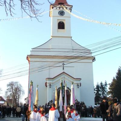 3 februarie: Siret: Vizita icoanei preasfintei Fecioare Maria de la Cacica. Ziua I