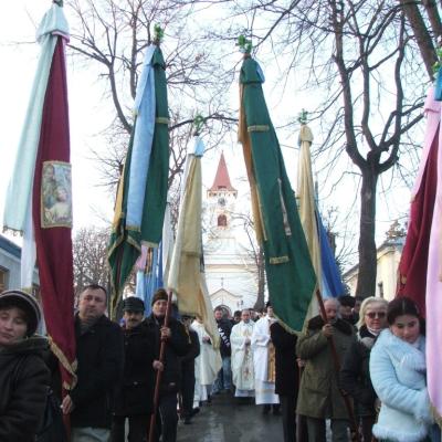 3 februarie: Siret: Vizita icoanei preasfintei Fecioare Maria de la Cacica. Ziua I