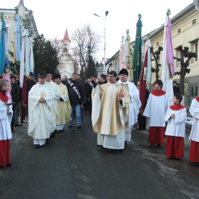 3 februarie: Siret: Vizita icoanei preasfintei Fecioare Maria de la Cacica. Ziua I